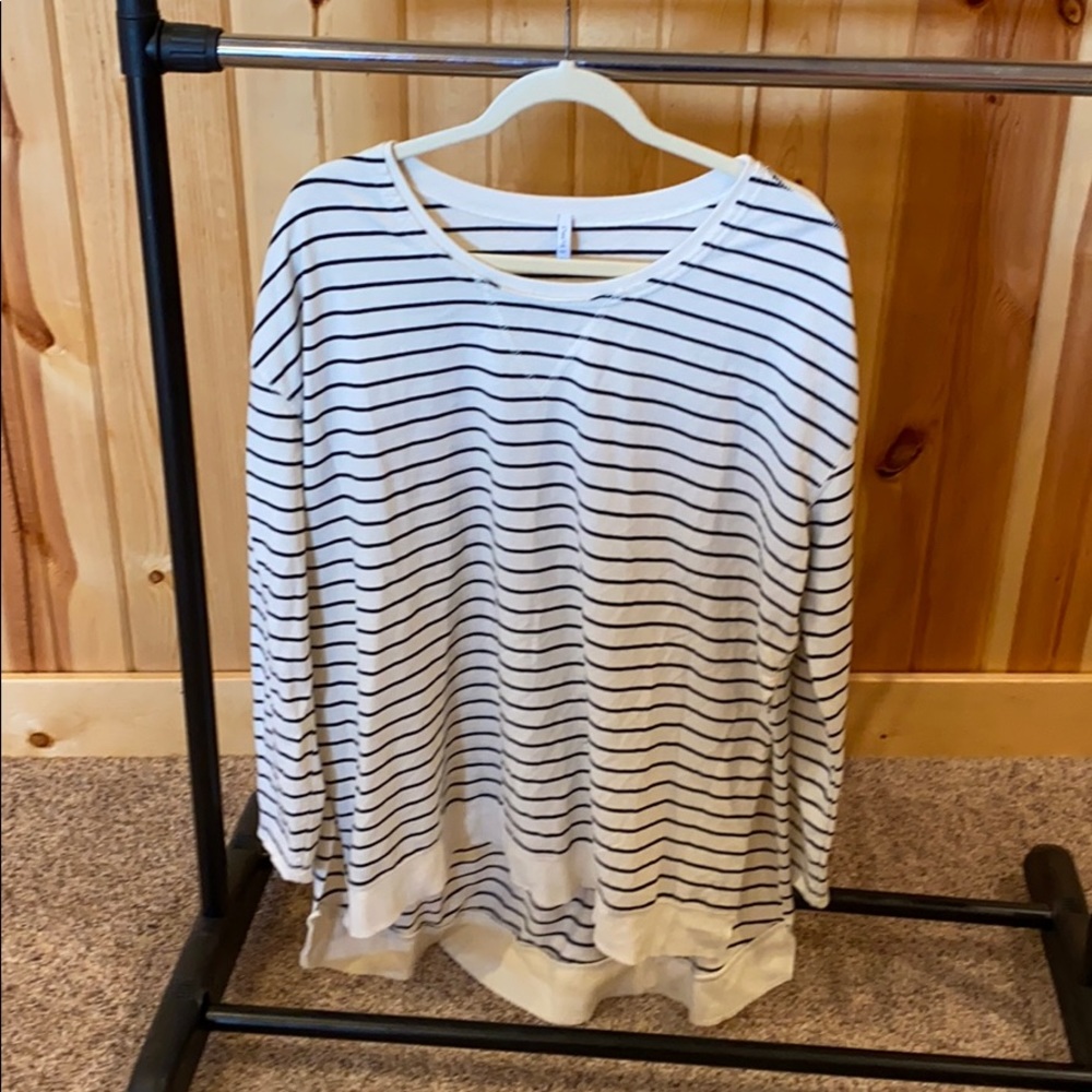 Sweat shirt